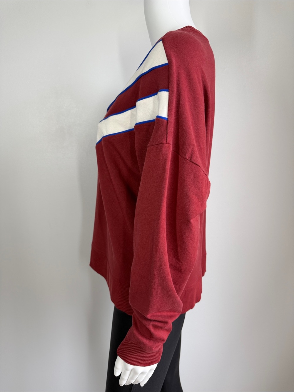 Antonio Melani Active Stripe Piping Crew Neck Long Sleeve Pullover Sweatshirt - Picture 3 of 6